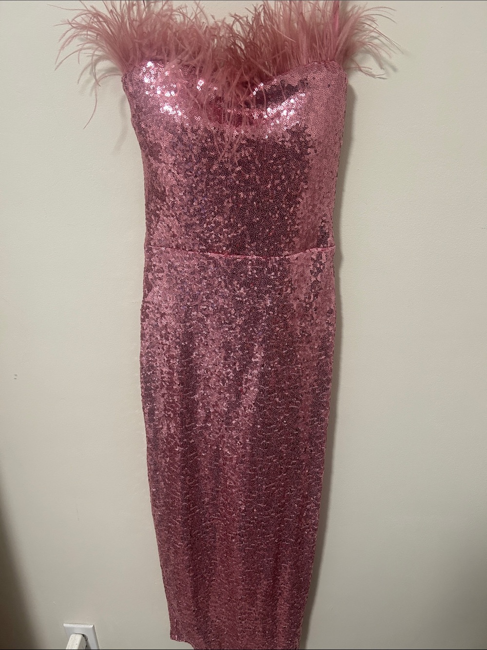 B. Smart Strapless Pink Sequin Midi Dress with Feather Trim
